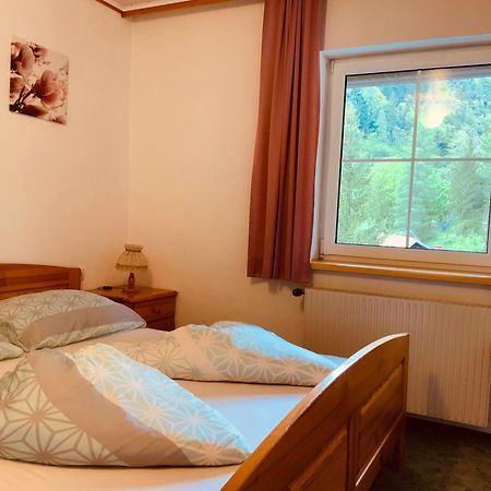 Motel Brunner Apartments & Zimmer Bad Eisenkappel Værelse billede