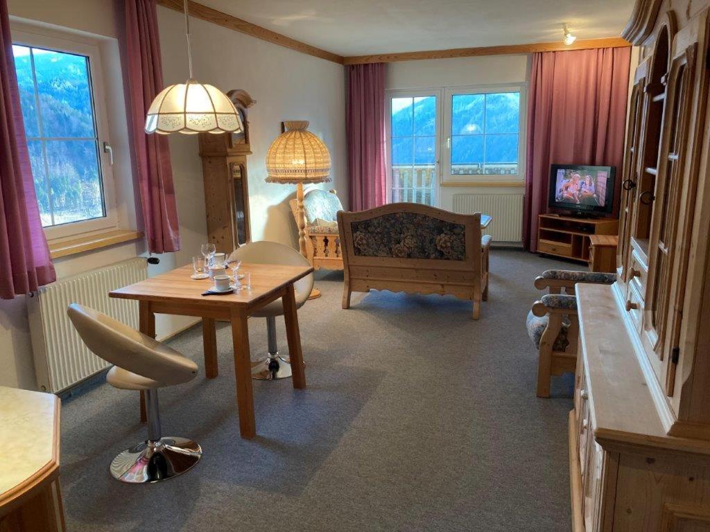 Motel Brunner Apartments & Zimmer Bad Eisenkappel Eksteriør billede
