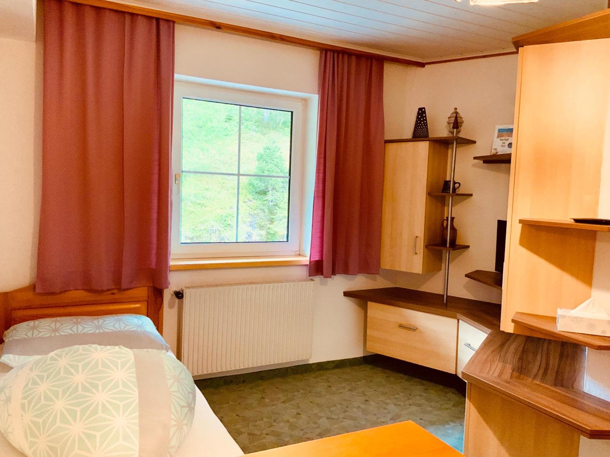 Motel Brunner Apartments & Zimmer Bad Eisenkappel Værelse billede