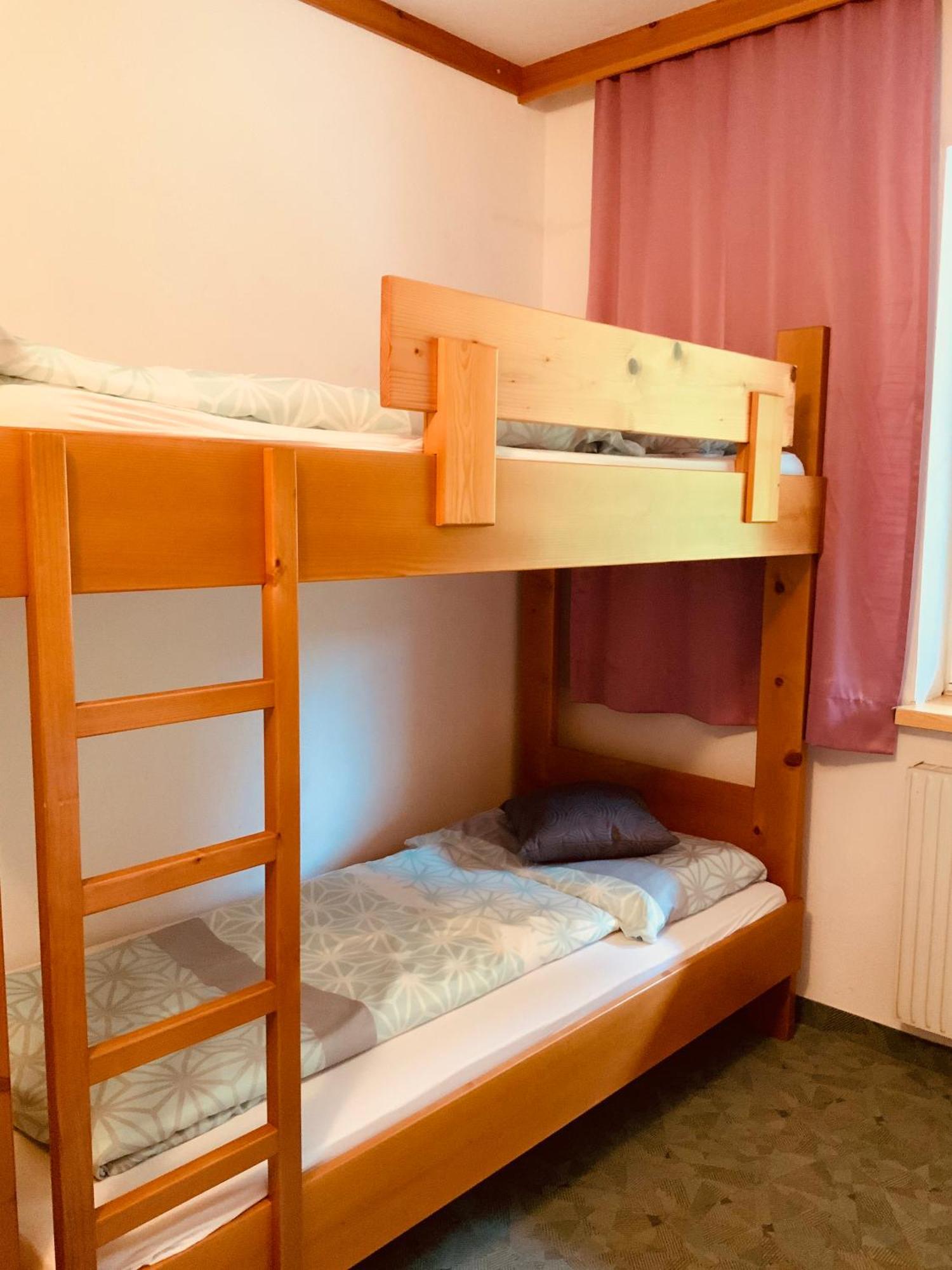Motel Brunner Apartments & Zimmer Bad Eisenkappel Værelse billede